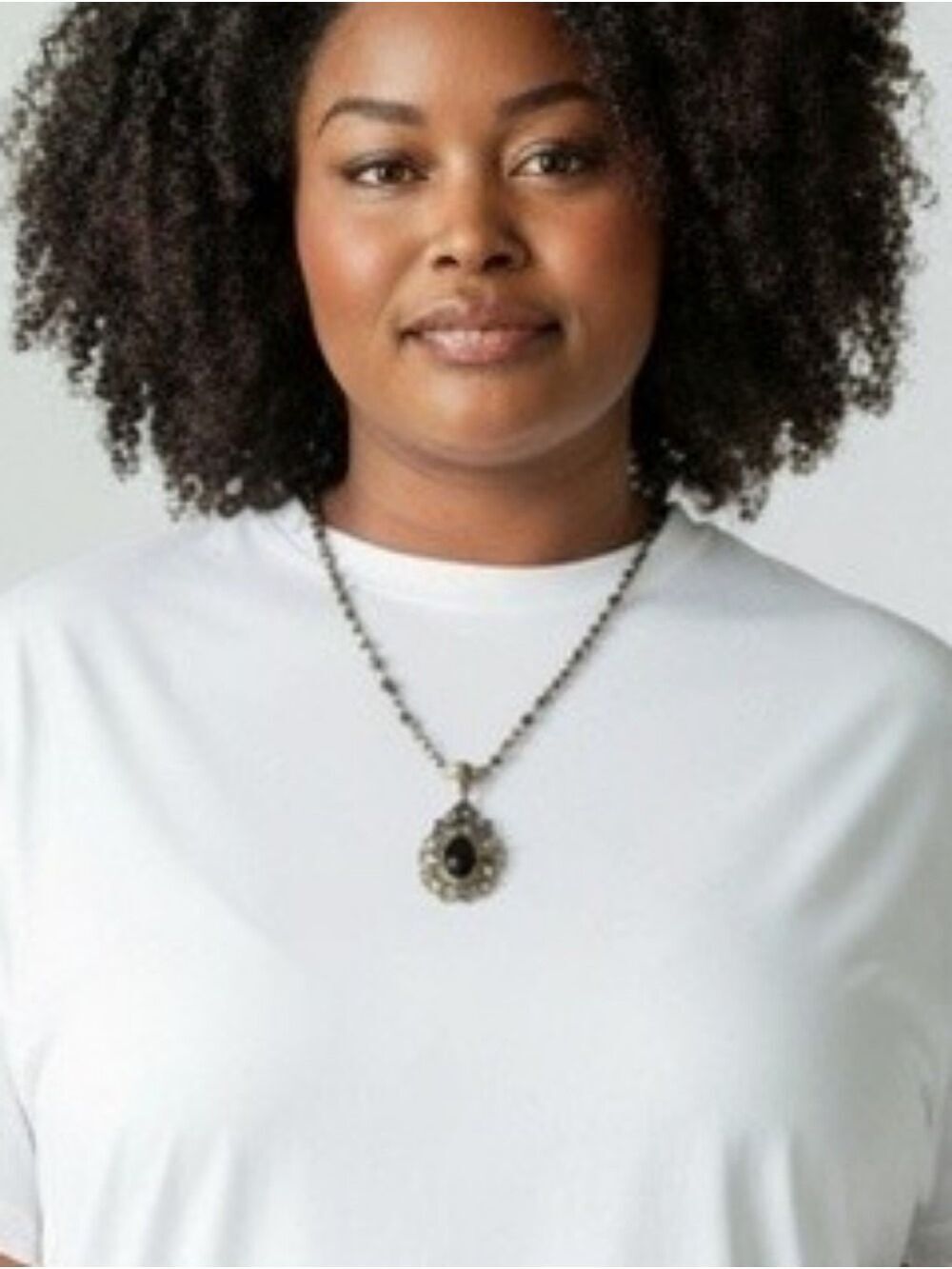 Sophisticated Black Filigree Pendant Necklace